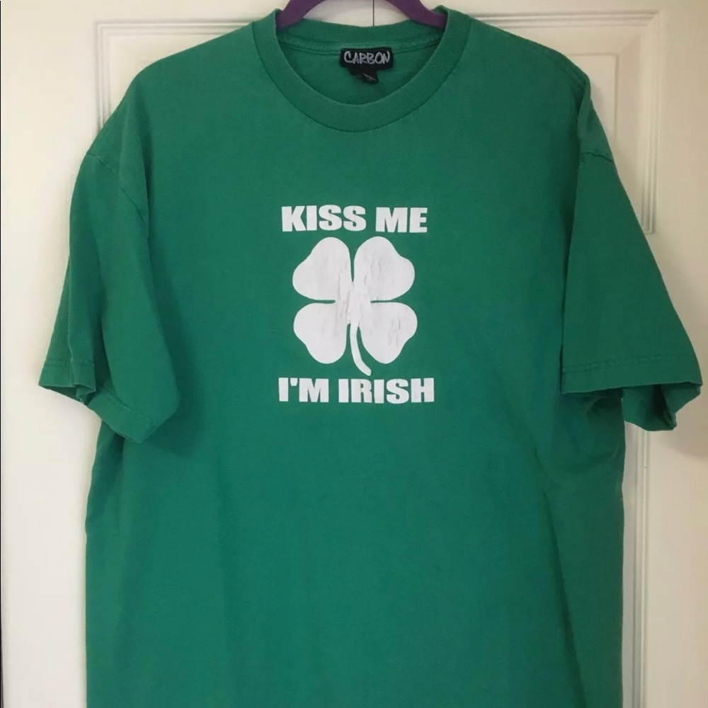 Kiss Me I'm Irish T-shirt Green Size XL Drinking Shirt Funny St. Patrick's Day‎